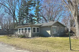 63479 W Fish Lake Rd, Sturgis, MI 49091 - Photo 2