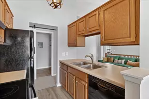 4870 Foxfire Trail, Portage, MI 49024 - Photo 10