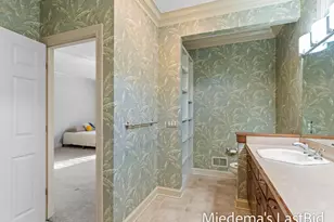 6146 E Longview Dr, East Lansing, MI 48823 - Photo 50