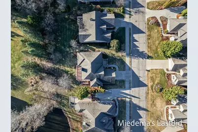 6146 E Longview Drive, East Lansing, MI 48823 - Photo 16