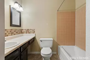 3336 Devonwood Hills NE, Grand Rapids, MI 49525 - Photo 12