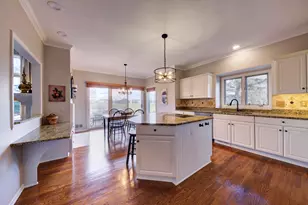 45844 Southwick Dr, Canton, MI 48188 - Photo 10