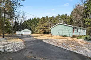 7249 Chandler Dr NE, Belmont, MI 49306 - Photo 6