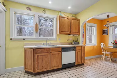 598 S Brooks Road S, Muskegon, MI 49442 - Photo 8