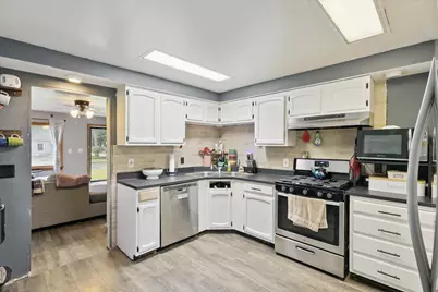 5109 Haughey Avenue SW, Wyoming, MI 49548 - Photo 12