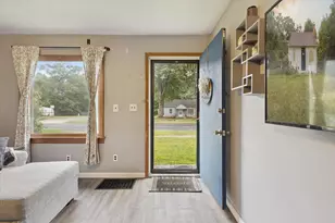 5109 Haughey Ave SW, Wyoming, MI 49548 - Photo 6