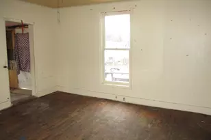 1915 River St, Jackson, MI 49202 - Photo 10