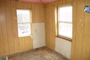 1915 River St, Jackson, MI 49202 - Photo 10