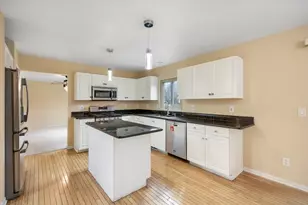 24403 Elmhurst Ave, Farmington Hills, MI 48336 - Photo 14