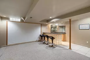 24403 Elmhurst Ave, Farmington Hills, MI 48336 - Photo 46