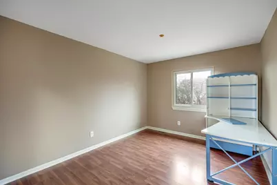 24403 Elmhurst Avenue, Farmington Hills, MI 48336 - Photo 32