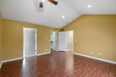 24403 Elmhurst Avenue, Farmington Hills, MI 48336 - Photo 26