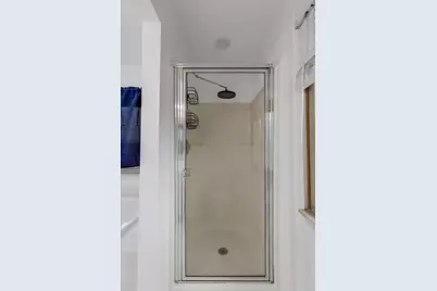 24403 Elmhurst Avenue, Farmington Hills, MI 48336 - Photo 30