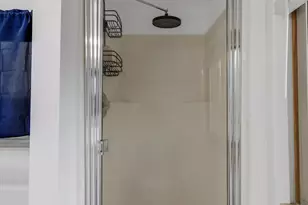 24403 Elmhurst Ave, Farmington Hills, MI 48336 - Photo 30