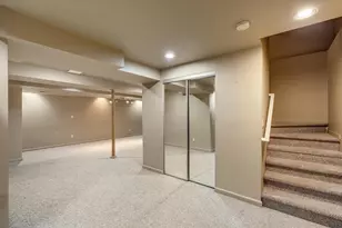 24403 Elmhurst Ave, Farmington Hills, MI 48336 - Photo 42