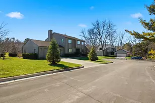 3795 Waldenwood Dr, Ann Arbor, MI 48105 - Photo 60