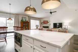 1361 S Village Cir, Kalamazoo, MI 49009 - Photo 8