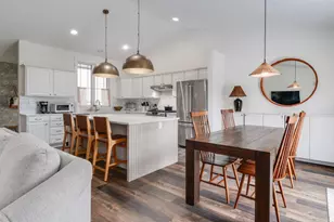 1361 S Village Cir, Kalamazoo, MI 49009 - Photo 10