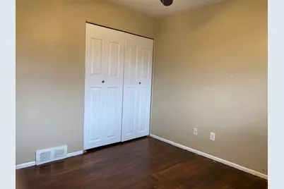 8129 Clippert Street, Taylor, MI 48180 - Photo 18