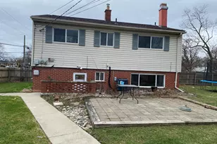 8129 Clippert St, Taylor, MI 48180 - Photo 2