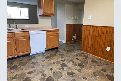8129 Clippert Street, Taylor, MI 48180 - Photo 8