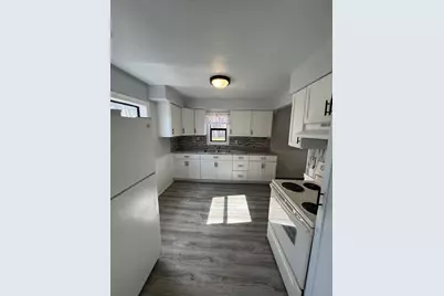 205.5 W Railroad Street, Dowagiac, MI 49047 - Photo 8