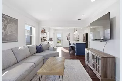 38310 Huron Pointe Drive, Harrison Township, MI 48045 - Photo 14