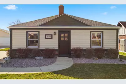 38310 Huron Pointe Drive, Harrison Township, MI 48045 - Photo 40