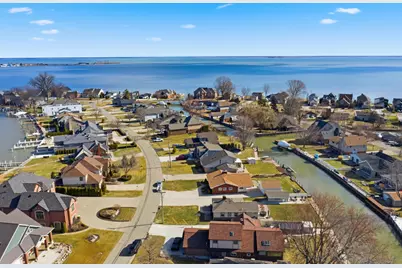 38310 Huron Pointe Drive, Harrison Township, MI 48045 - Photo 62