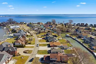 38310 Huron Pointe Dr, Harrison Township, MI 48045 - Photo 62