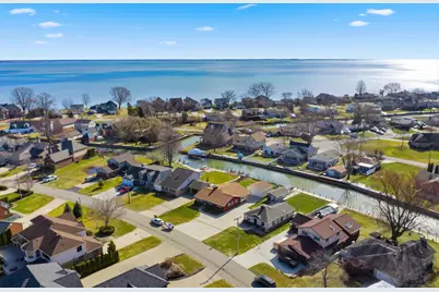 38310 Huron Pointe Drive, Harrison Township, MI 48045 - Photo 64