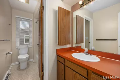 1810 Southampton SE, Grand Rapids, MI 49508 - Photo 24