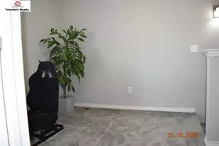 30295 Berghway Trail, Warren, MI 48092 - Photo 12