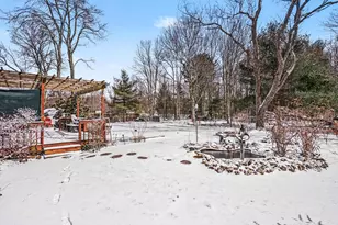 5686 Davis Rd, Norton Shores, MI 49441 - Photo 24