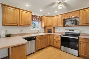 349 E Washington St, Berrien Springs, MI 49103 - Photo 6