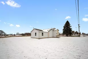 6163 N Meridian Rd, Hope, MI 48628 - Photo 2