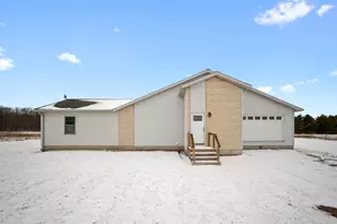 6163 N Meridian Rd, Hope, MI 48628 - Photo 1