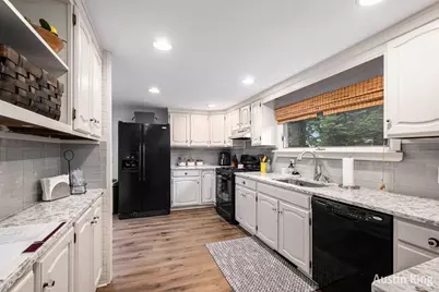 7027 Goldenrod Avenue NE, Rockford, MI 49341 - Photo 8