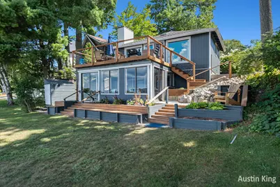 7027 Goldenrod Avenue NE, Rockford, MI 49341 - Photo 30