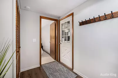 7027 Goldenrod Avenue NE, Rockford, MI 49341 - Photo 4