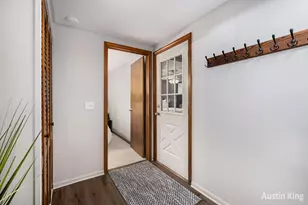 7027 Goldenrod Ave NE, Rockford, MI 49341 - Photo 4