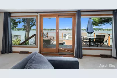 7027 Goldenrod Avenue NE, Rockford, MI 49341 - Photo 14