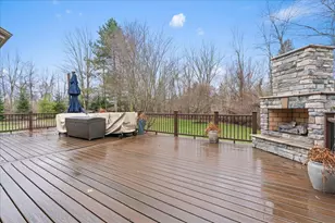 2730 Turning Leaf Dr, Howell, MI 48843 - Photo 4