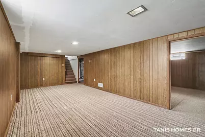 3691 Oriole Avenue SW, Wyoming, MI 49509 - Photo 14