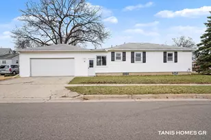 3691 Oriole Ave SW, Wyoming, MI 49509 - Photo 1