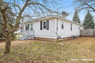 3691 Oriole Ave SW, Wyoming, MI 49509 - Photo 18