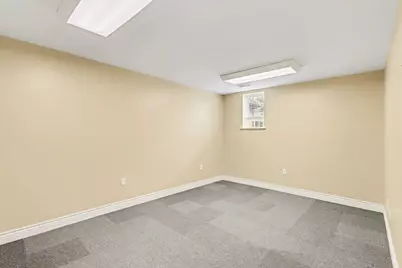 207 Exchange Street, Marshall, MI 49068 - Photo 10