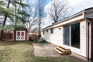 352 Manor Dr, Ann Arbor, MI 48105 - Photo 40