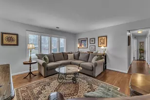 35901 Dover St, Livonia, MI 48150 - Photo 6