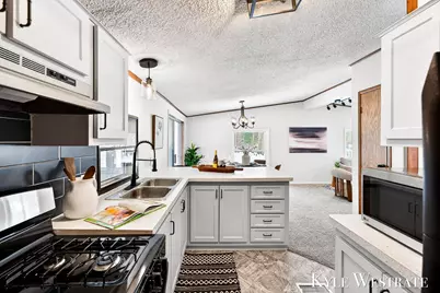 14128 Luckett Lane, Grand Haven, MI 49417 - Photo 10